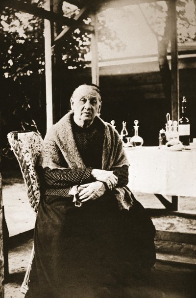 La tata, metà anni 1890 da Russian Photographer